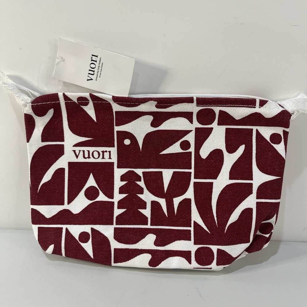 Vuori Limited Edition Holiday Pouch Strawberry Red & White Make Up Bag Zip NEW